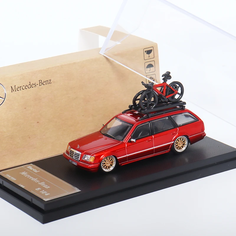 Mercedes-Benz E300 S124 Estate 1/64 Diecast Model 8 Mercedes-Benz E300 S124 Estate 1/64 Diecast Model - Image 8