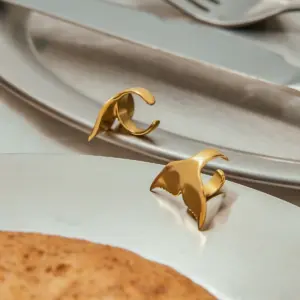 S33ae516eee964ba18fbd828c65e157fa5