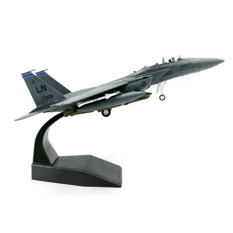 F-15E Strike Eagle 1/100 Diecast Model 5 F-15E Strike Eagle 1/100 Diecast Model - Image 5