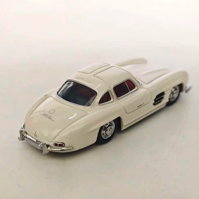 Herpa 1/87 Classic Car Collection Display Set 4 Herpa 1/87 Classic Car Collection Display Set - Image 4