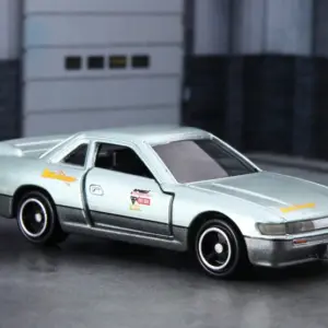 Silver Nissan S13 Silvia Miniature Model 10 S3631a118aff34a48a8e2cece49cca4fdl