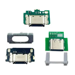 USB-C Gaming Charger with Headphone Port 12 S365e92d43136430ebe3a252002831e59I