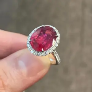 Silver Oval Pink-Red Gem Sterling Fashion Ring 6 S366fa1bf9b6b447bb23879631eeff026z