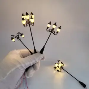 Vintage European-Style HO Street Lamps Set 11 S36b4f2b7d7fd4adf96496fa4dcac5bbee