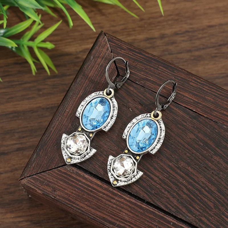Vintage Blue and White Drop Earrings 6 Vintage Blue and White Drop Earrings - Image 6