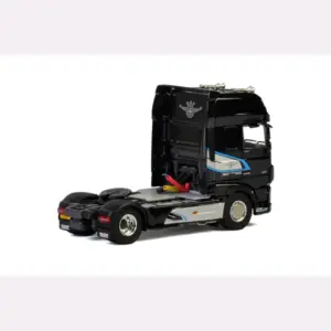 Miniature Daf XF MY2017 4x2 Model for Collectors 7 S37054fb001e648d9b4f030fa5675e243P