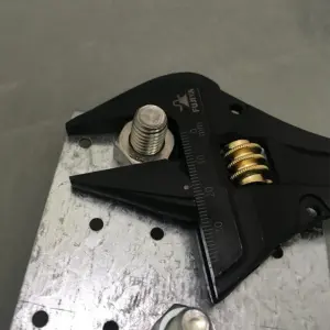 S372097f2e4bf4ce98546fb807123aaa3r