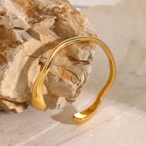 S375217bb0b0e402caff219badfa199c9C