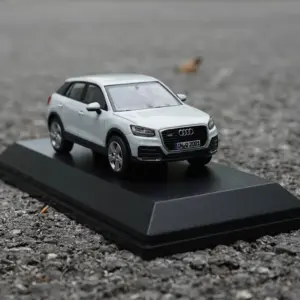 Q2 Diecast 1/43 Scale Car Model in Red 12 S3778700869d1454c91b7da3e01783df7z