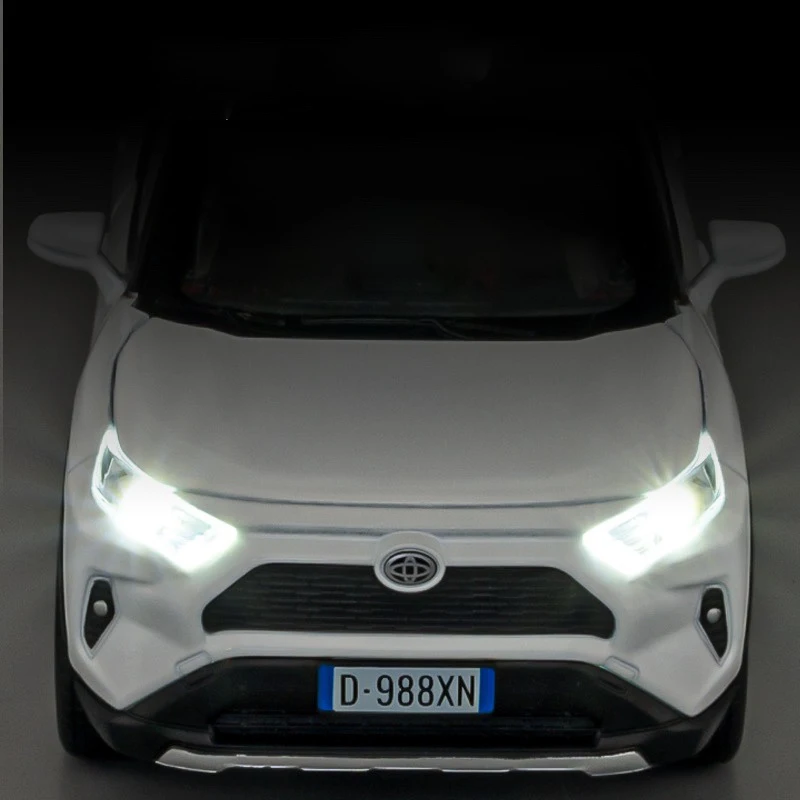1:32 Scale Toyota RAV4 Diecast Model for Collectors 4 1:32 Scale Toyota RAV4 Diecast Model for Collectors - Image 4