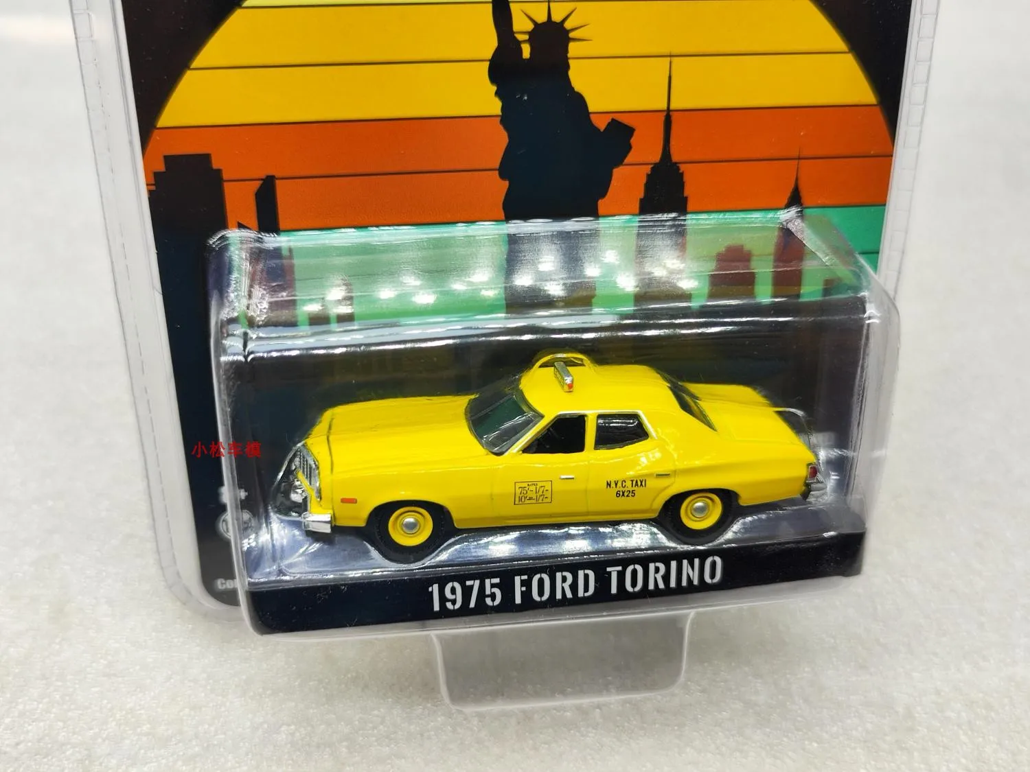 1975 Ford Torino NYC Taxi Die-Cast Model 2 1975 Ford Torino NYC Taxi Die-Cast Model - Image 2
