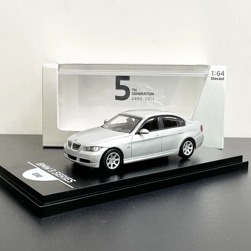1:64 Alloy Diecast BMW Model Car 4 1:64 Alloy Diecast BMW Model Car - Image 4