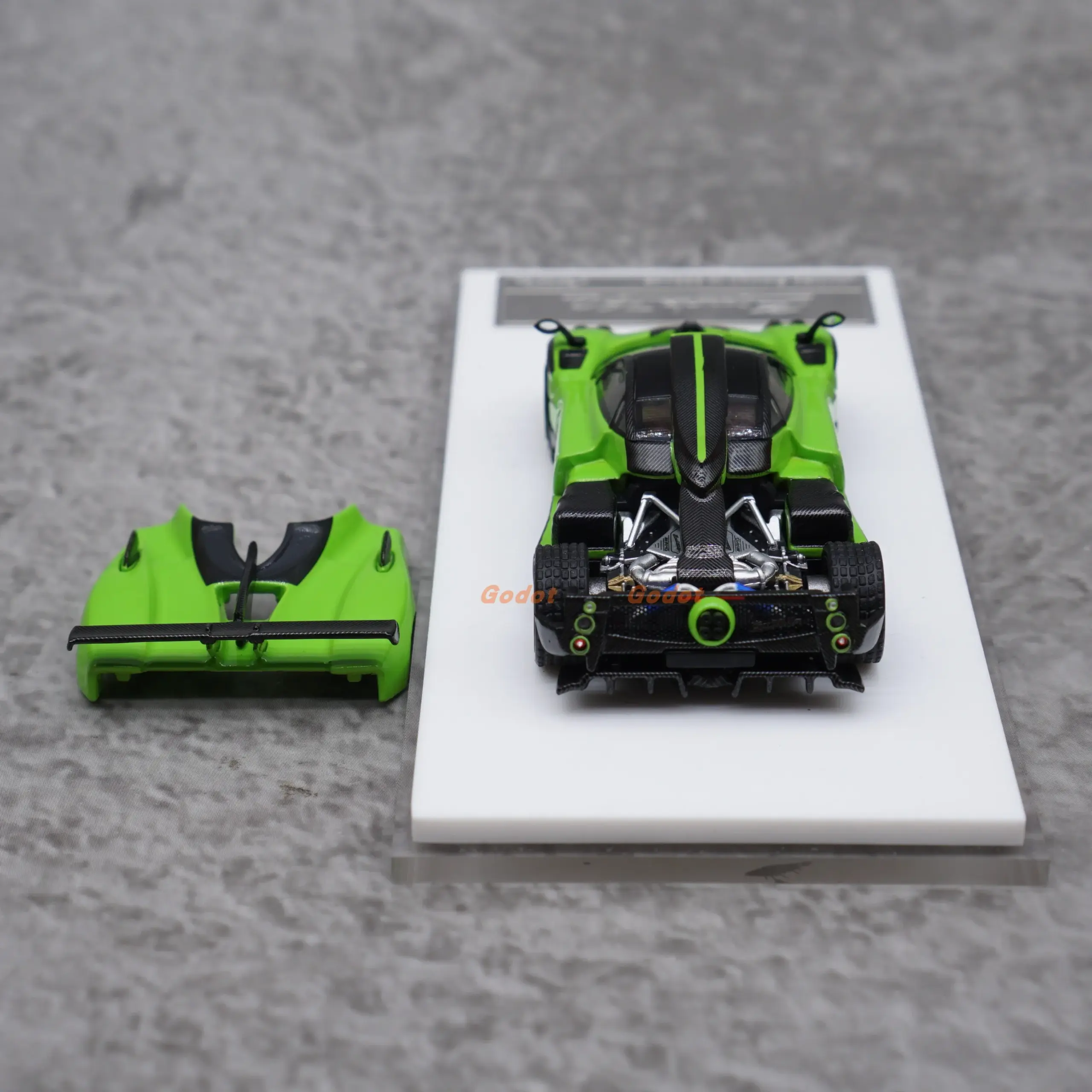 Vibrant Green Pagani Zonda Diecast Model 6 Vibrant Green Pagani Zonda Diecast Model - Image 6