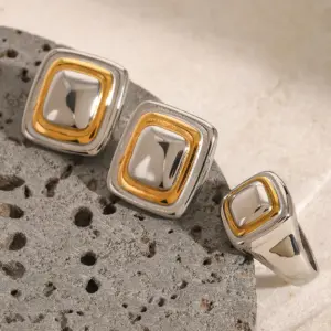 Two-Tone Stainless Steel Square Stud Earrings 10 S38cf7506693b4e98a6cc5f7f92be5c6ep