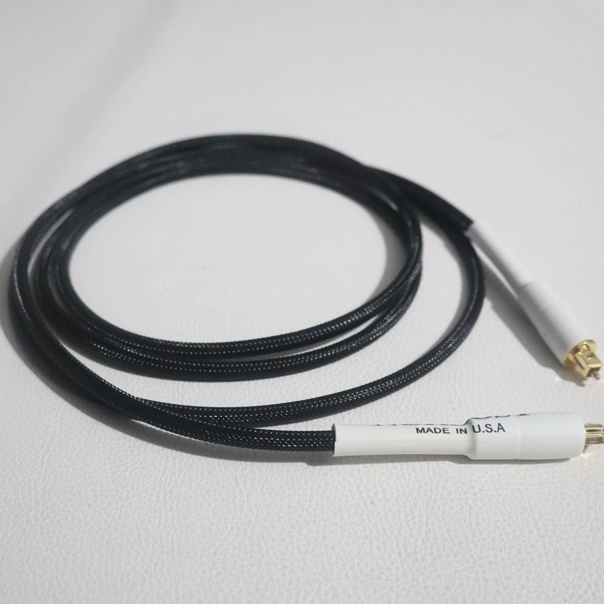 High-Performance Digital Fiber Optic Audio Cable 4 High-Performance Digital Fiber Optic Audio Cable - Image 4