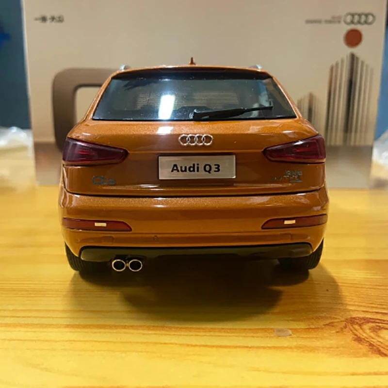 2013 Audi Q3 1:18 Scale Diecast Model 4 2013 Audi Q3 1:18 Scale Diecast Model - Image 4