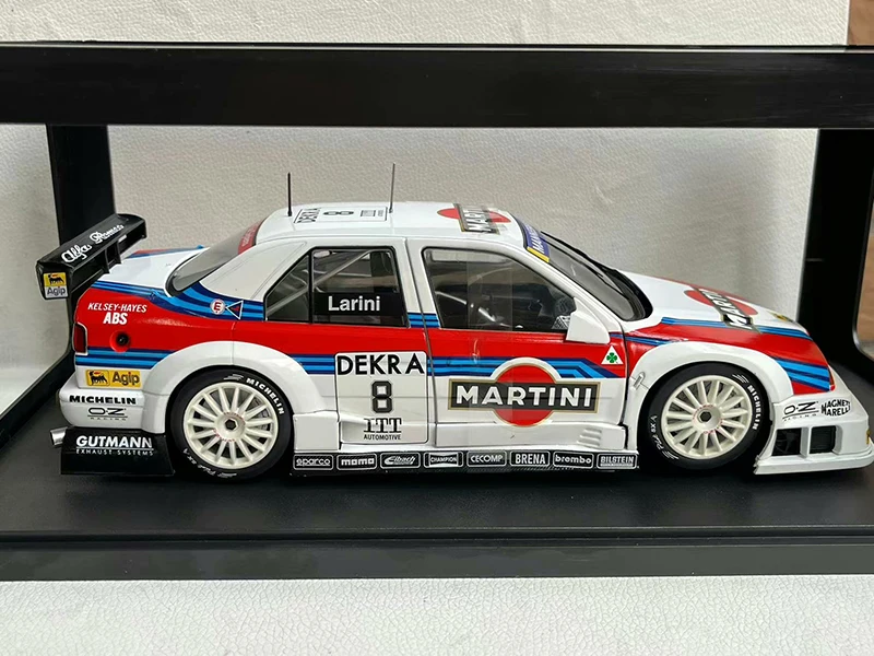 Alfa Romeo 1995 #8 1:18 Diecast Model Car 4 Alfa Romeo 1995 #8 1:18 Diecast Model Car - Image 4