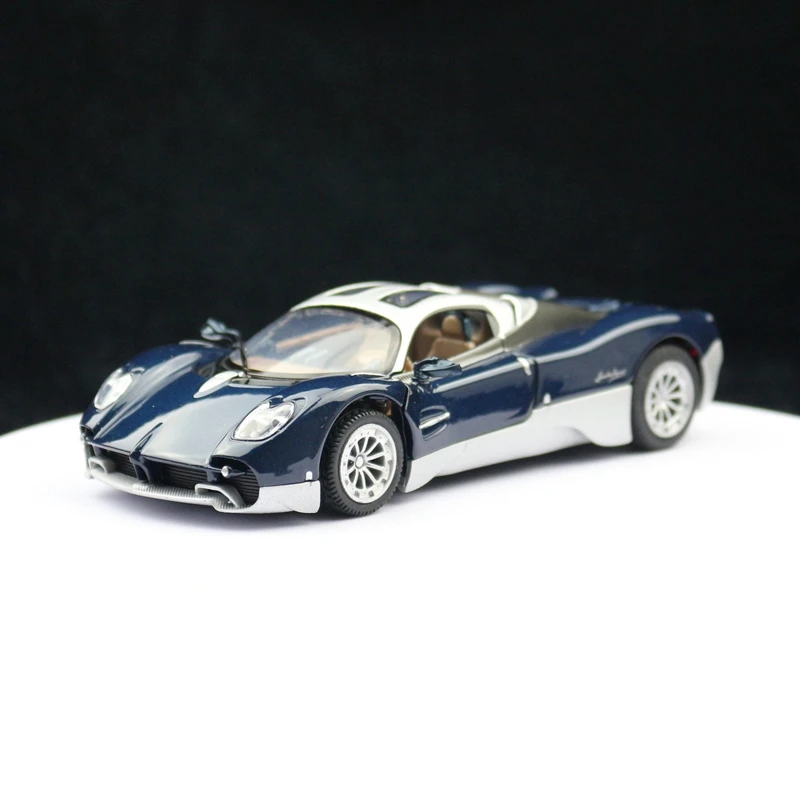 Pagani Utopia 1:32 Scale Diecast Model 7 Pagani Utopia 1:32 Scale Diecast Model - Image 7