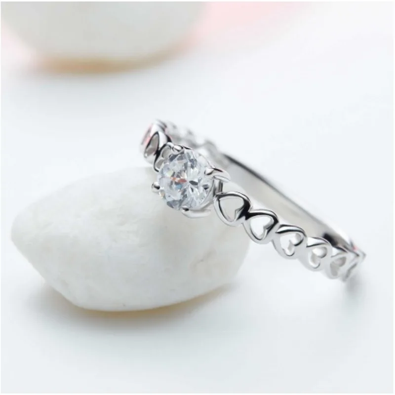 Silver Women’s Heart-Shaped Zircon Ring 3 Silver Women’s Heart-Shaped Zircon Ring - Image 3