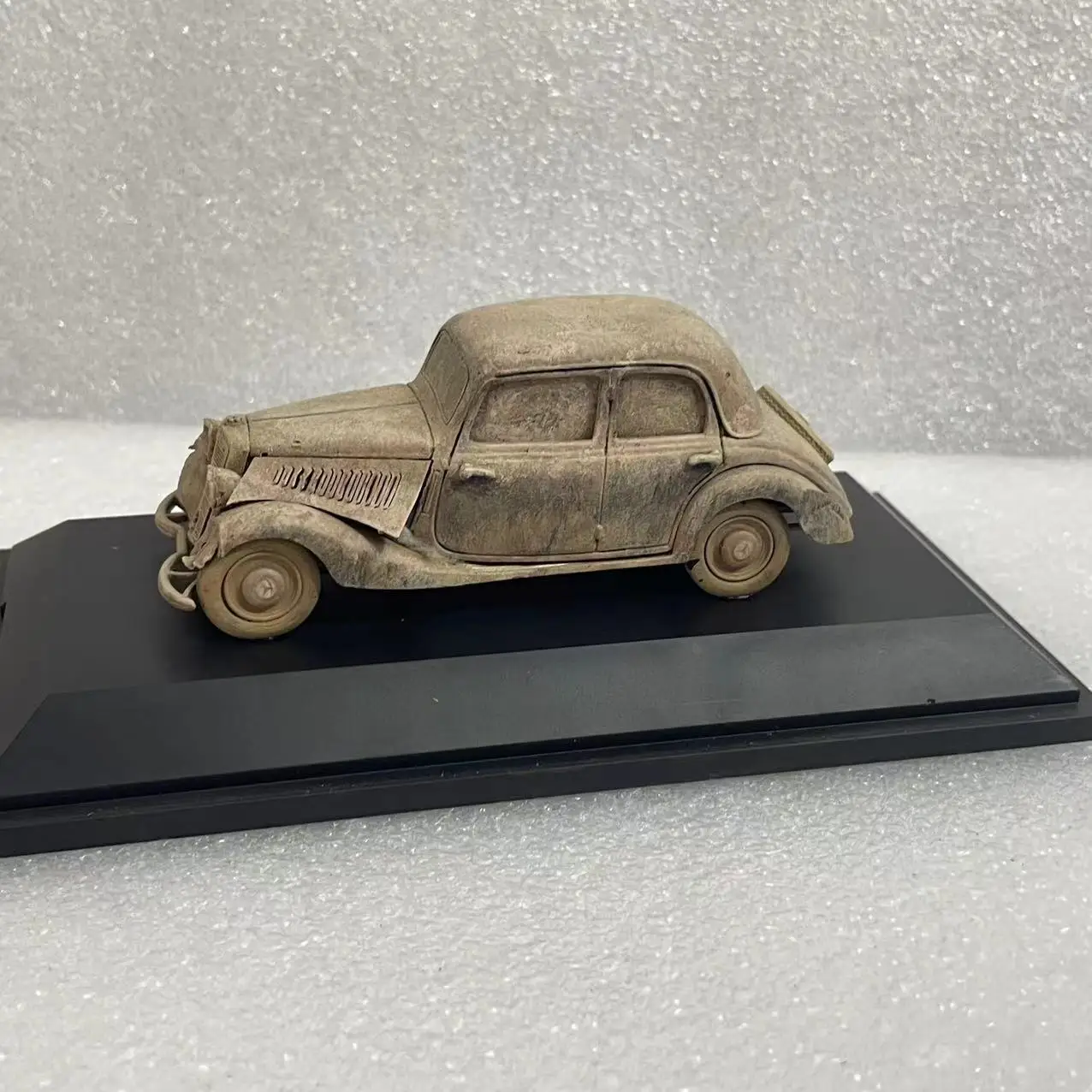 Vintage W136 170V Die-Cast Model 1:43 Scale 1 Vintage W136 170V Die-Cast Model 1:43 Scale