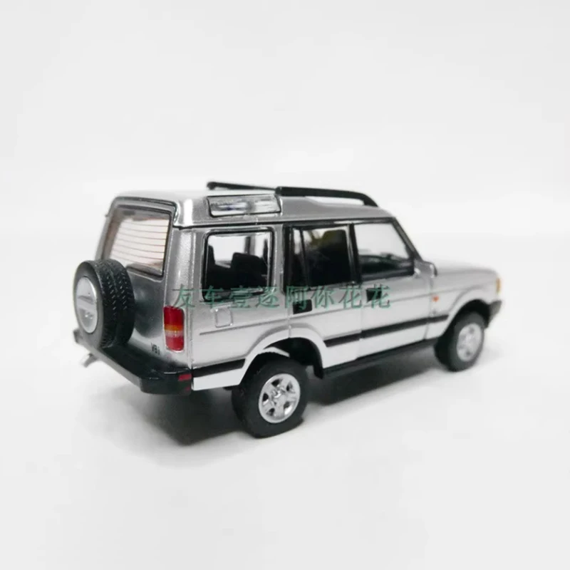 Land Rover Discovery 1998 1/64 Scale Diecast Model 5 Land Rover Discovery 1998 1/64 Scale Diecast Model - Image 5
