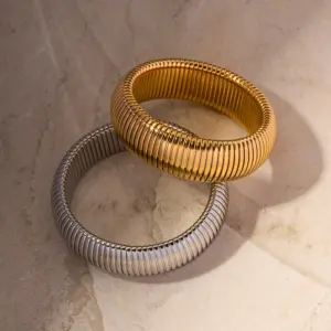 Stainless Steel Women's Bracelet with Vertical Stripes 12 S3cefd92bbe1a458093a447b814dbe2e71