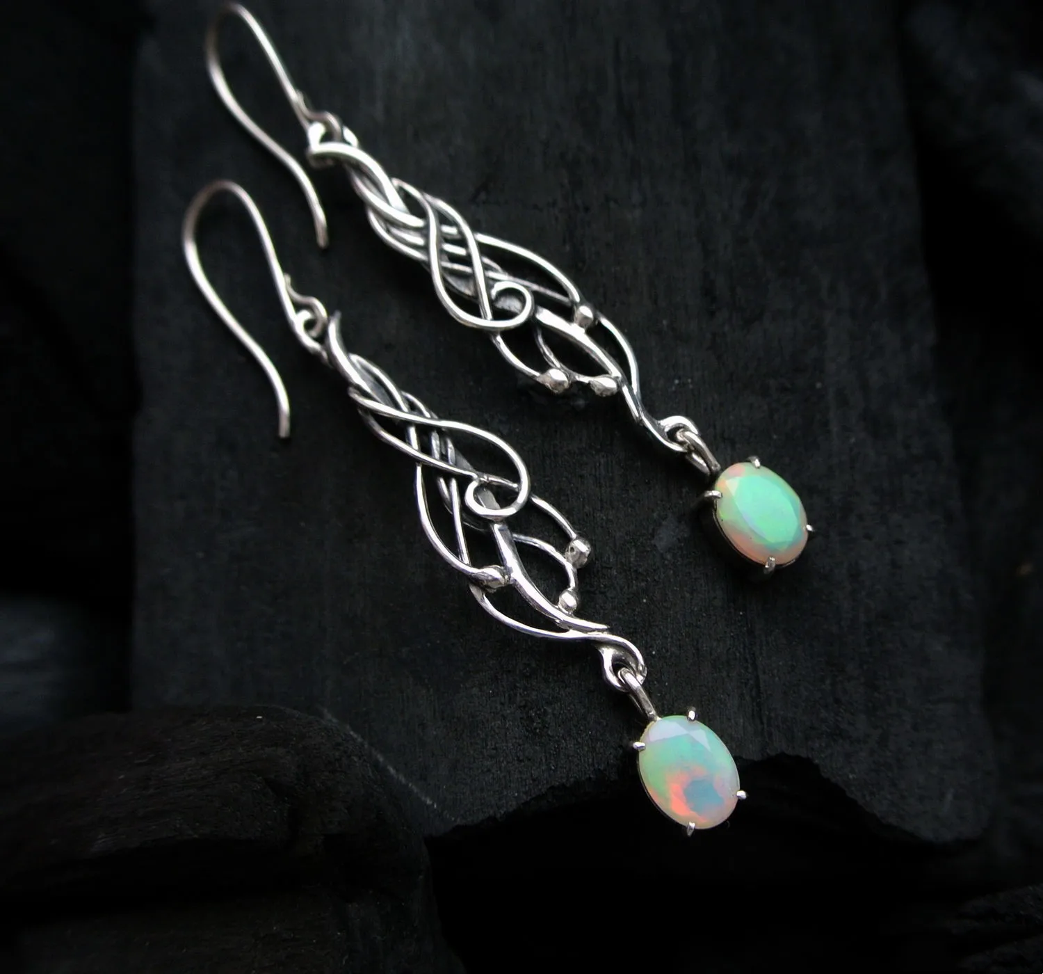 Vintage Silver Dangle Earrings with Green Stone 2 Vintage Silver Dangle Earrings with Green Stone - Image 2