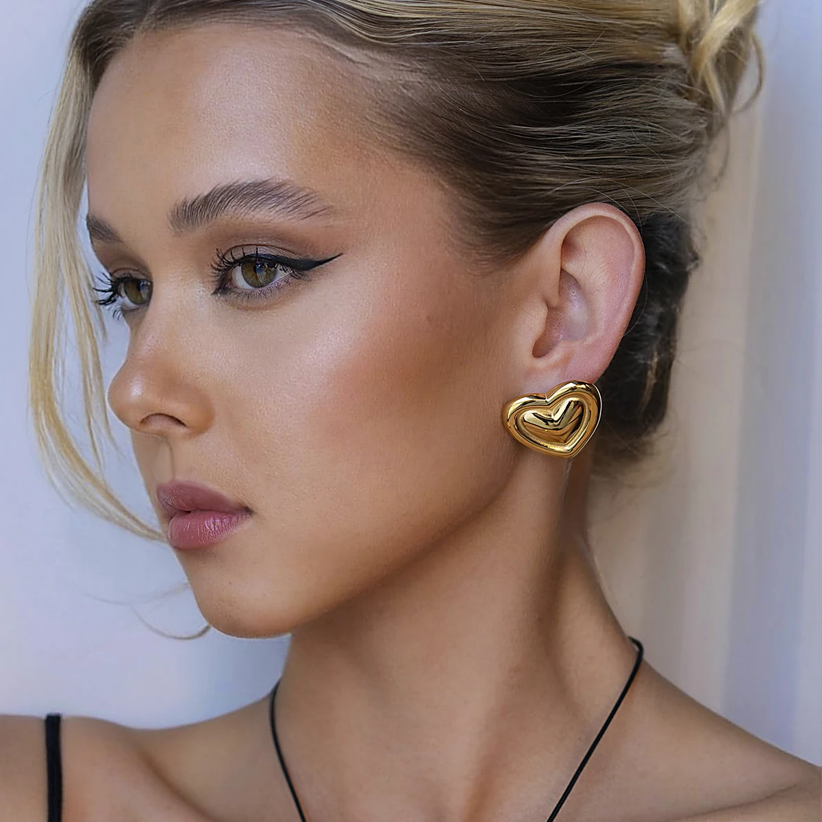 Heart-Shaped Stainless Steel Gold Earrings 1 Heart-Shaped Stainless Steel Gold Earrings