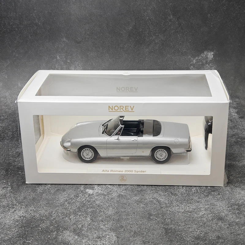 1978 Alfa Romeo 2000 Spider Diecast Model 1:18 6 1978 Alfa Romeo 2000 Spider Diecast Model 1:18 - Image 6
