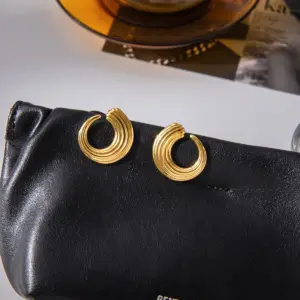 Stainless Steel Geometric Hoop Earrings 10 S3e1db0fd4e1d4c5bb10f78a678506204e