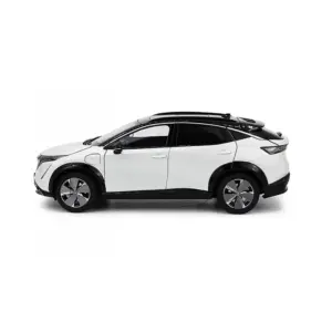 Nissan Ariya SUV Diecast Model 1/18 Scale 8 S3e41b4f8c5364a8cad5a83d68563c906t