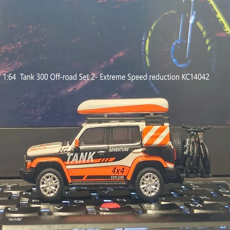 1:64 Scale Off-Road Diecast Tank 300 Model 4 1:64 Scale Off-Road Diecast Tank 300 Model - Image 4