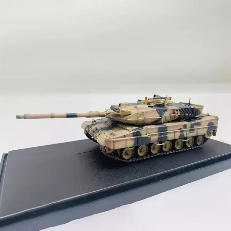 Leopard 2A7 1:72 Scale Military Model 3 Leopard 2A7 1:72 Scale Military Model - Image 3