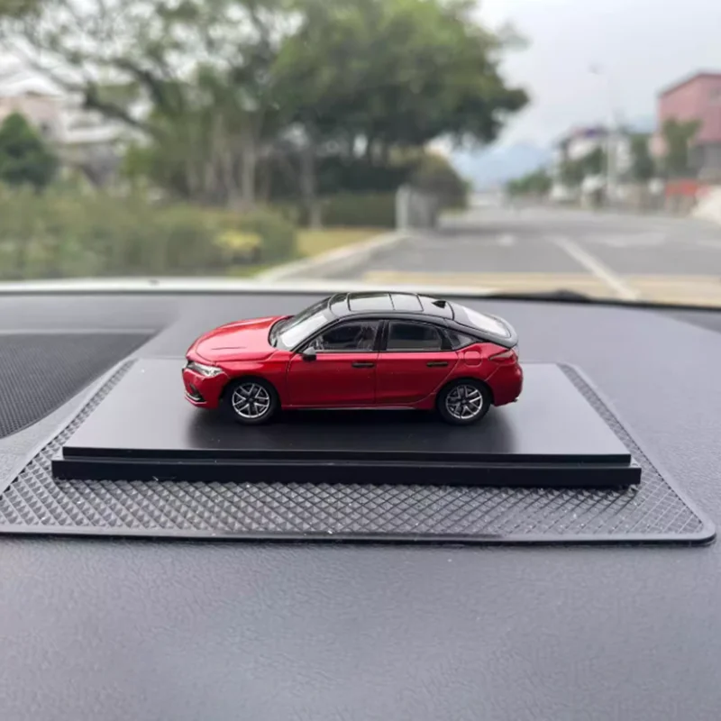 Red Dongfeng Civic 2023 Diecast Model 1:43 Scale 7 Red Dongfeng Civic 2023 Diecast Model 1:43 Scale - Image 7