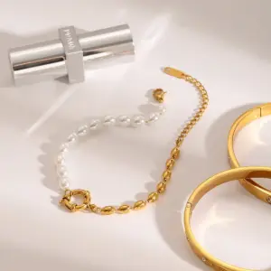 S3ec21fd7f9244b8b94ab0eeaf9d41563R 1