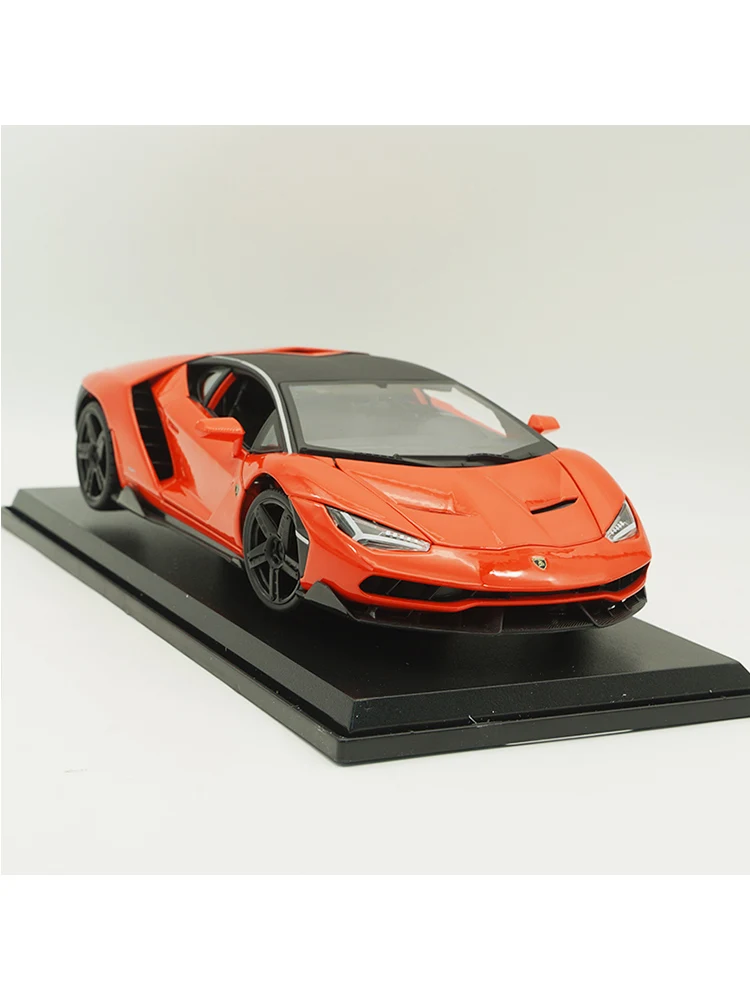 Lamborghini Centenario 1:18 Diecast Model 2 Lamborghini Centenario 1:18 Diecast Model - Image 2