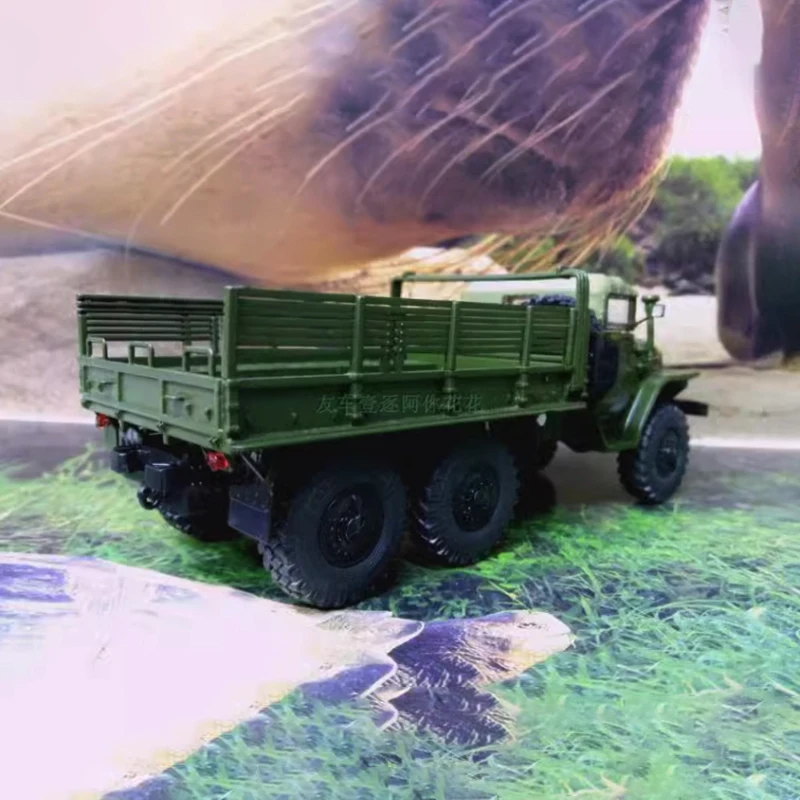 Russian Military Trailer Truck Miniature 1:43 Scale 3 Russian Military Trailer Truck Miniature 1:43 Scale - Image 3