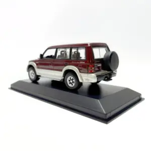 1:43 Scale Miniature Pajero Model by Minichamps 9 S3f5d6e0b60cd4518a7deae93b9b22c066