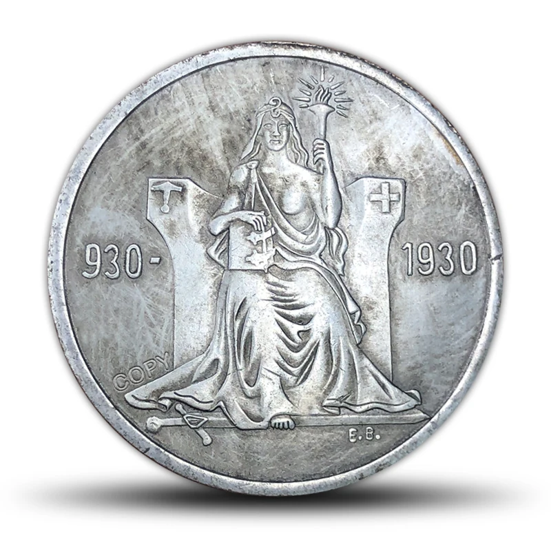 Vintage Copper Mythic Symbol Ornament 38mm 2 Vintage Copper Mythic Symbol Ornament 38mm - Image 2