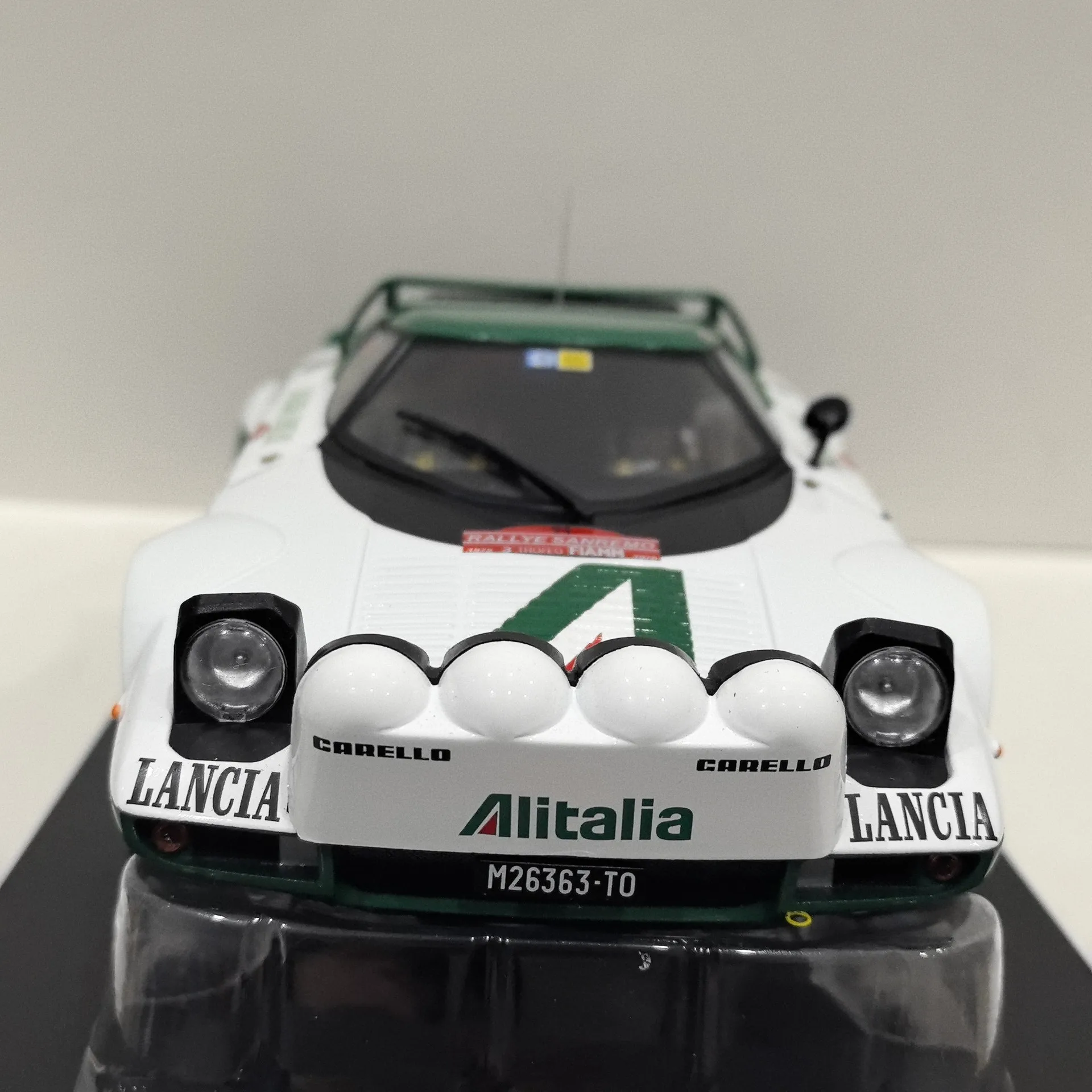 IXO 1:18 LANCIA STRATOS HF #11 Rally Car Model 3 IXO 1:18 LANCIA STRATOS HF #11 Rally Car Model - Image 3