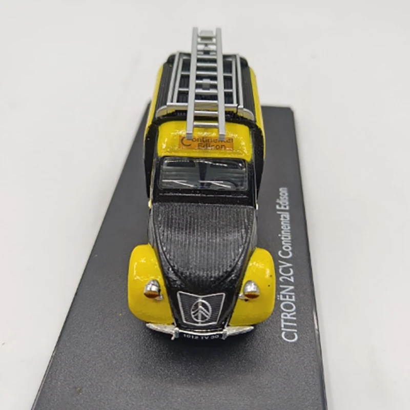 Vintage Citroen 2CV Diecast Model 1/43 Scale 5 Vintage Citroen 2CV Diecast Model 1/43 Scale - Image 5