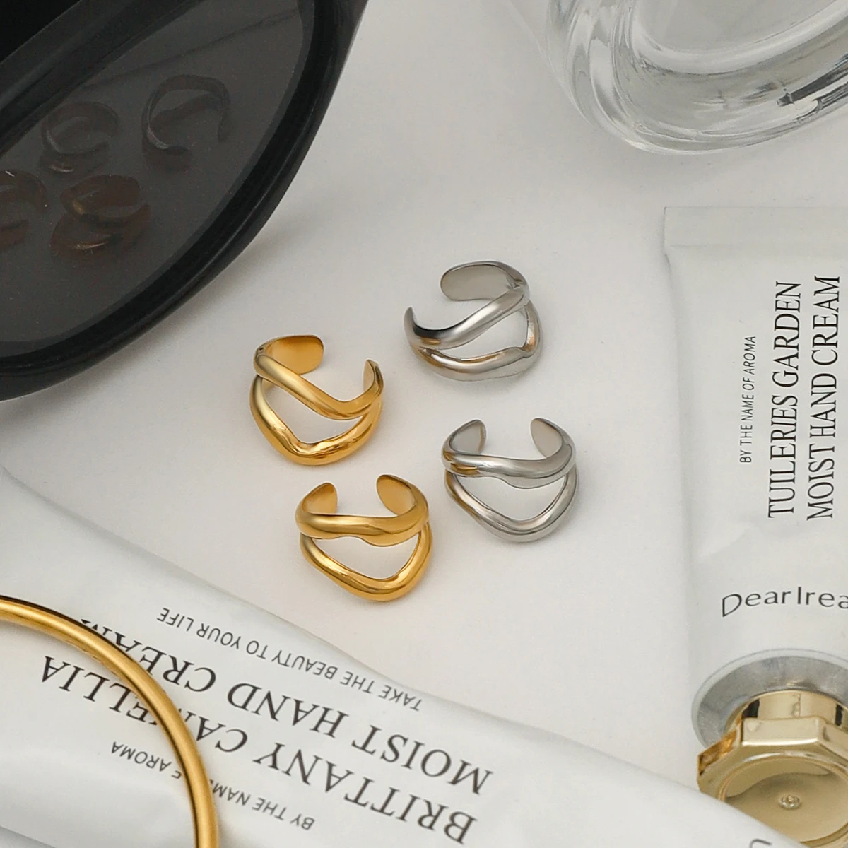 Stainless Steel Wavy Ear Clips for Men Women 4 Stainless Steel Wavy Ear Clips for Men Women - Image 4