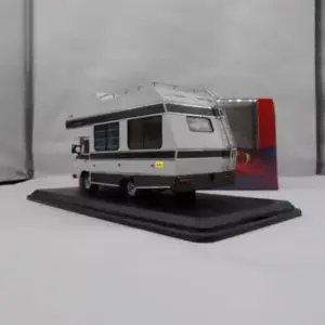 Vintage BARKAS B1000 Diecast Model 1:43 Scale 8 S40d6acdee7574dec8bab3be131f0d0d3Q