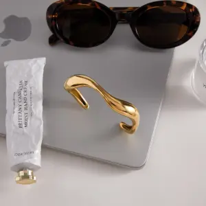 S40e2e0894500441fa200a3c6afd00d02g