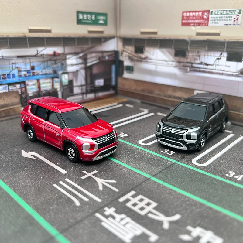 Mitsubishi Outlander 1:64 Diecast Model Car 2 Mitsubishi Outlander 1:64 Diecast Model Car - Image 2