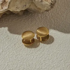 Elegant Gold Stainless Steel Earclip Set 11 S42845c9194eb405fba4d70acb88493e3C