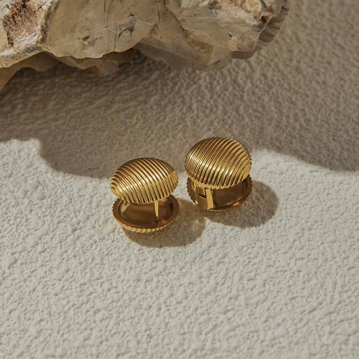 Elegant Gold Stainless Steel Earclip Set 2 Elegant Gold Stainless Steel Earclip Set - Image 2