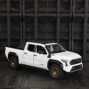 1:24 Diecast Toyota Tacoma City Edition Model 11 S42bc66f8c64941809f41a42174184639O