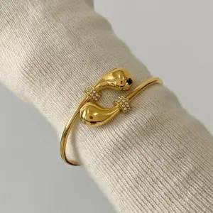 S42f45aea6be84b059d654619fe9409bdo