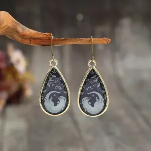 Vintage Water Droplet Earrings with Animal Motifs 8 S42f8024f493a485ba795a2ed0afe5b62l